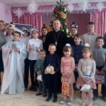 Поздравили воспитанников детского приюта в д. Лойки со светлым праздником Рождества Христова